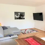 Apartment Und Im Idyllischen Vierkanthof, Gruppenurlaube Fürstenfeld