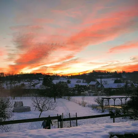 Und Im Idyllischen Vierkanthof, Gruppenurlaube Apartment Fürstenfeld