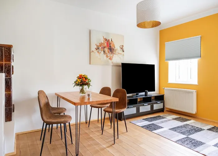 Und Im Idyllischen Vierkanthof, Gruppenurlaube *